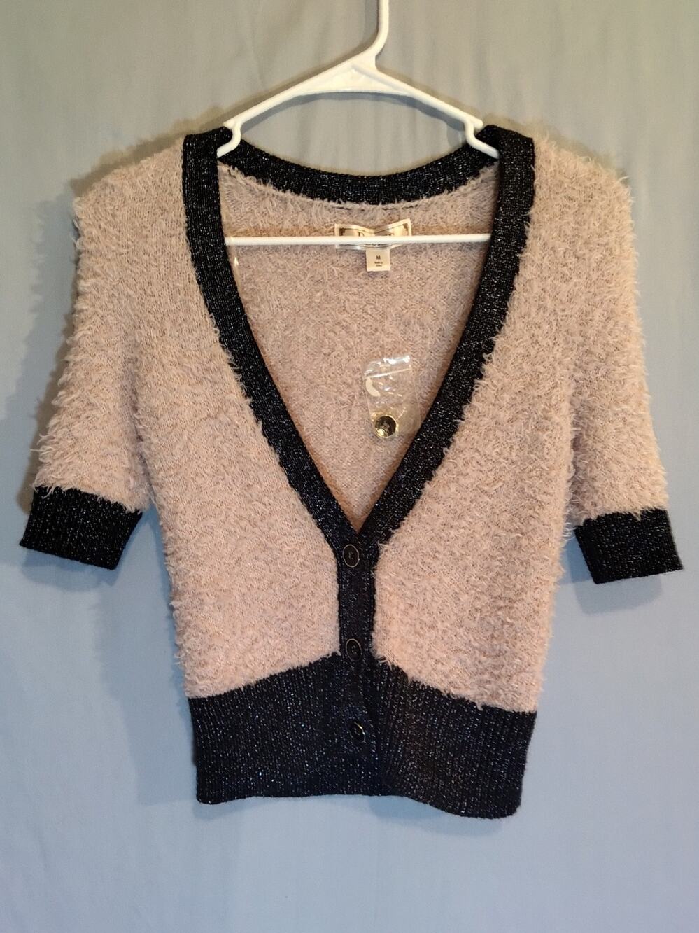 Decree Fuzzy Cropped Cardigan